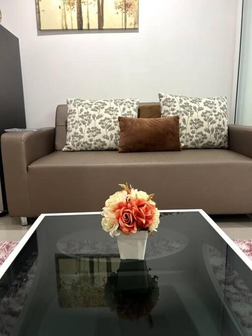 Baan Klang Condo In Central هوا هين المظهر الخارجي الصورة