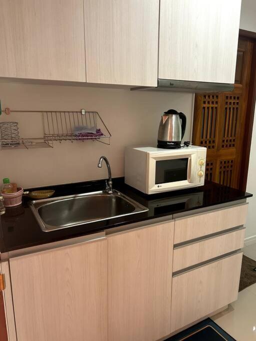 Baan Klang Condo In Central هوا هين المظهر الخارجي الصورة